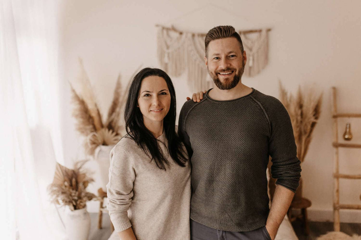Hinter den Kulissen von CALM ELEPHANT – Corinna und Joel im Interview